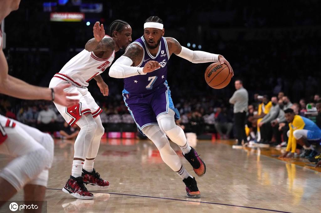 吉林队碾压江苏队，德罗赞状态火热