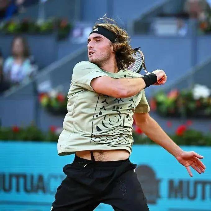 美网翻盘ATP总决赛，阿尔卡拉斯扛起全队