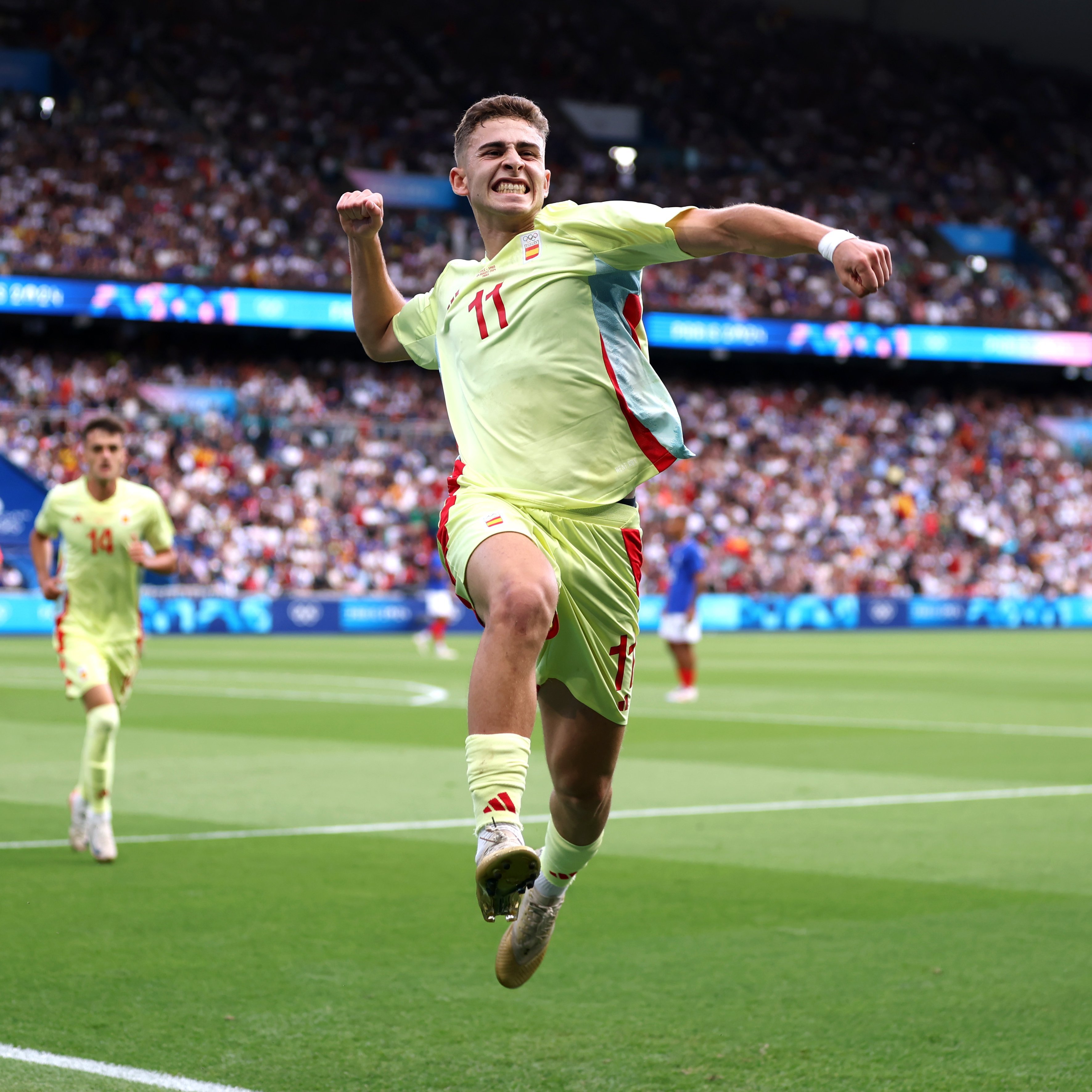 法国队力克奥地利队,马龙状态火热 法国队力克奥地利队,马龙状态火热