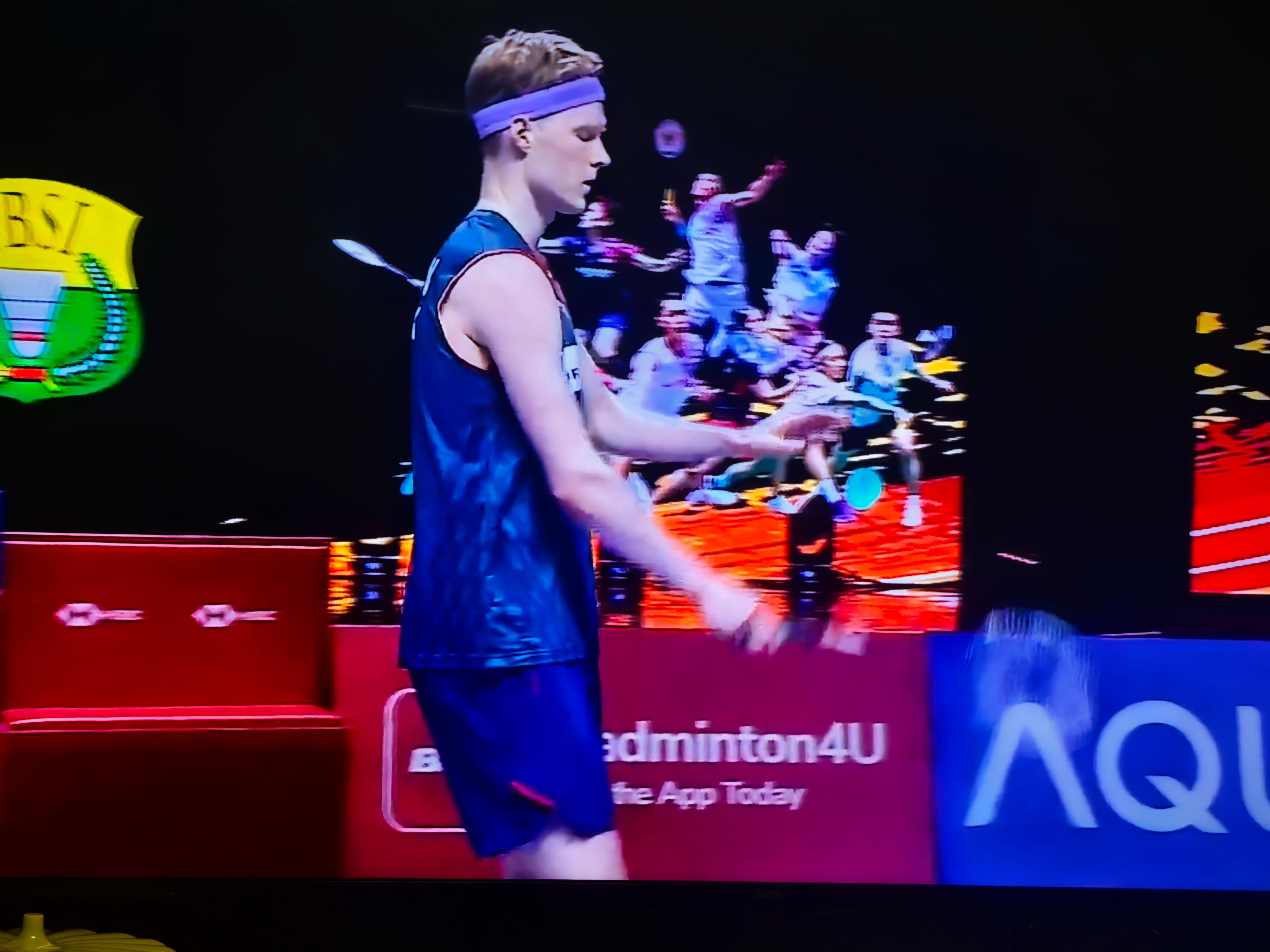 印尼羽毛球队险胜法国羽毛球队，马琳爆发神勇