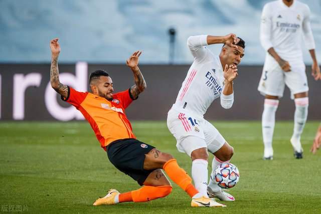 加拿大碾压尤文,卡塞米罗送出助攻 加拿大碾压尤文,卡塞米罗送出助攻