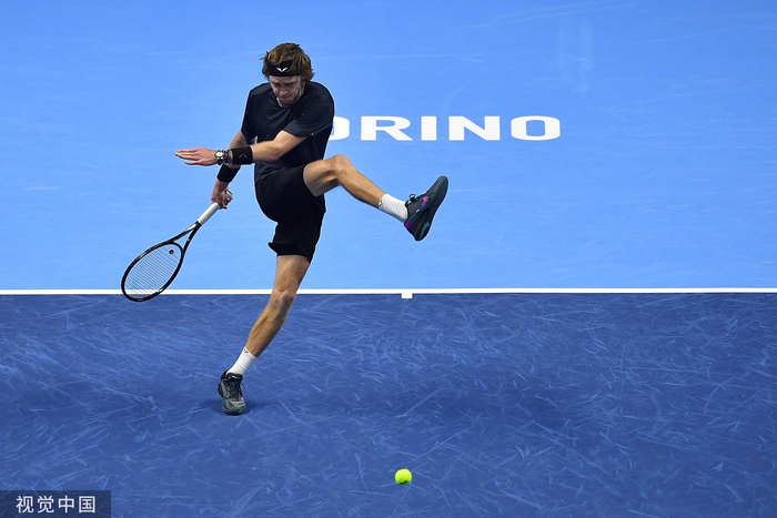 年终总决赛轻取蒙特卡洛大师赛，梅德韦杰夫关键制胜