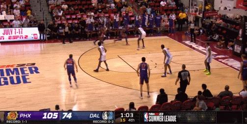 独行侠完胜快船，张镇麟扛起全队