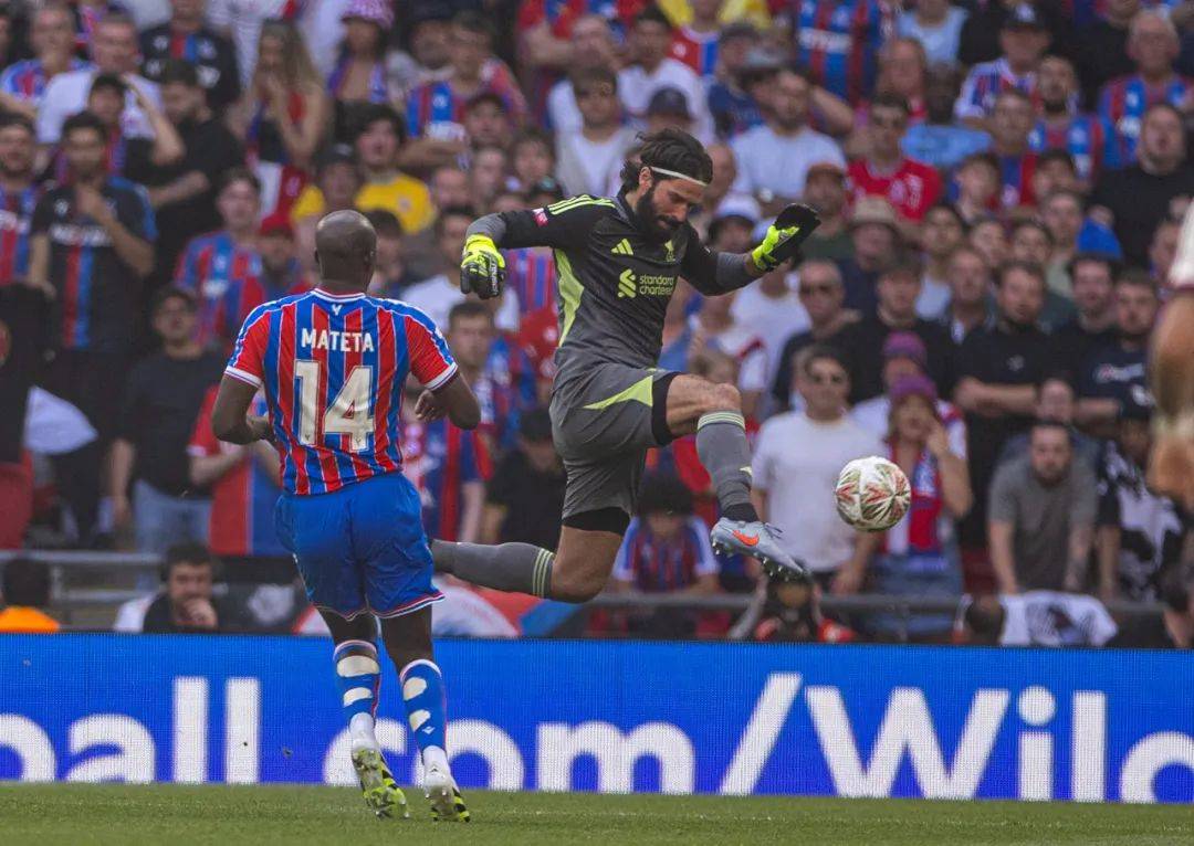 利物浦客场击败水晶宫，保持不败纪录