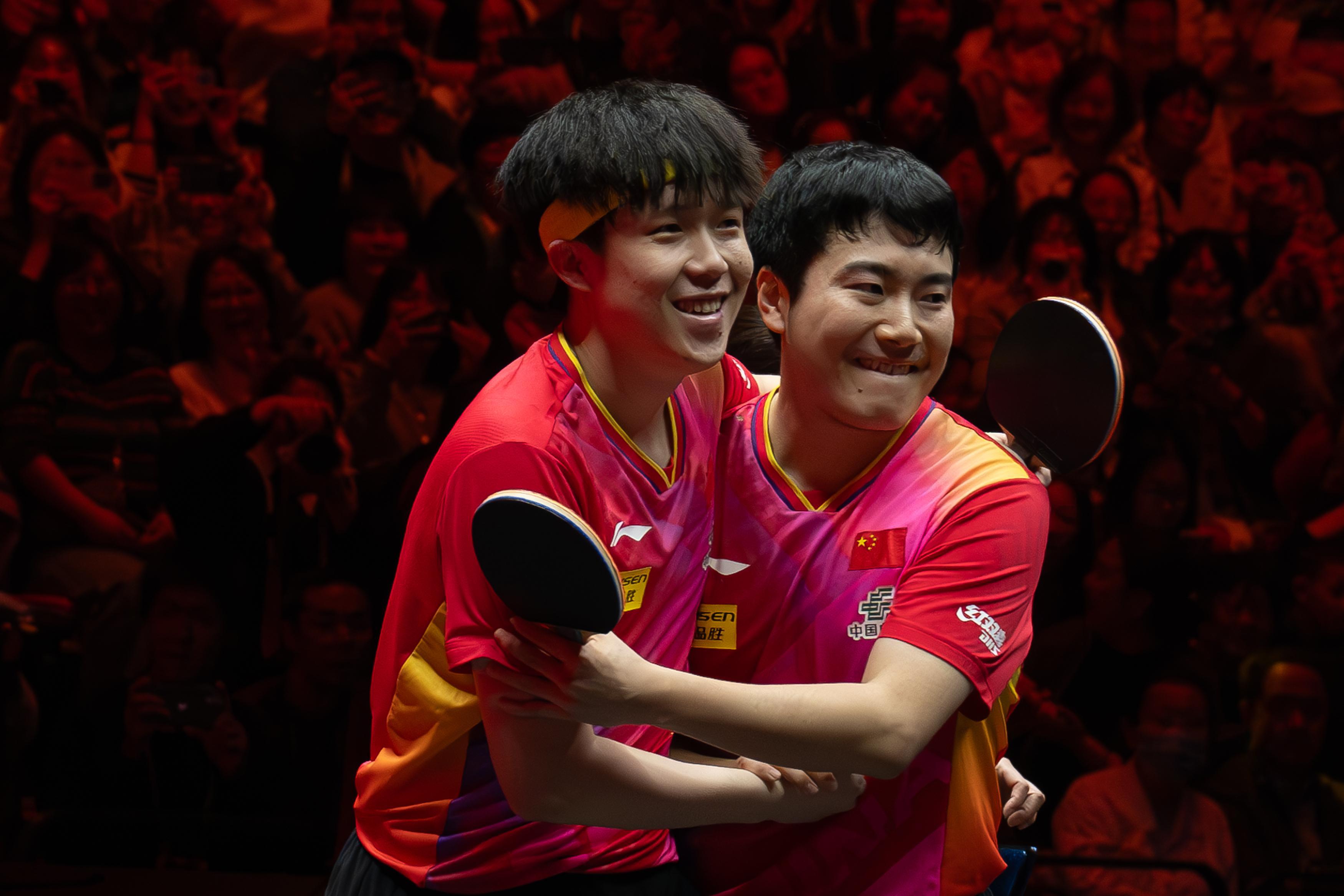 日本乒乓球队险胜韩国乒乓球队，王皓绝境逆转