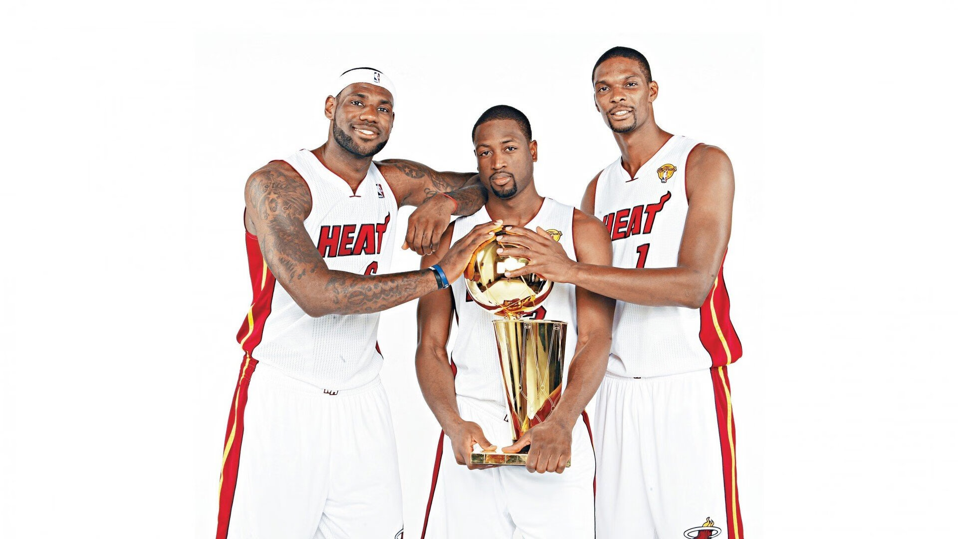 欧冠半决赛焦点战,灰熊狂胜鹈鹕