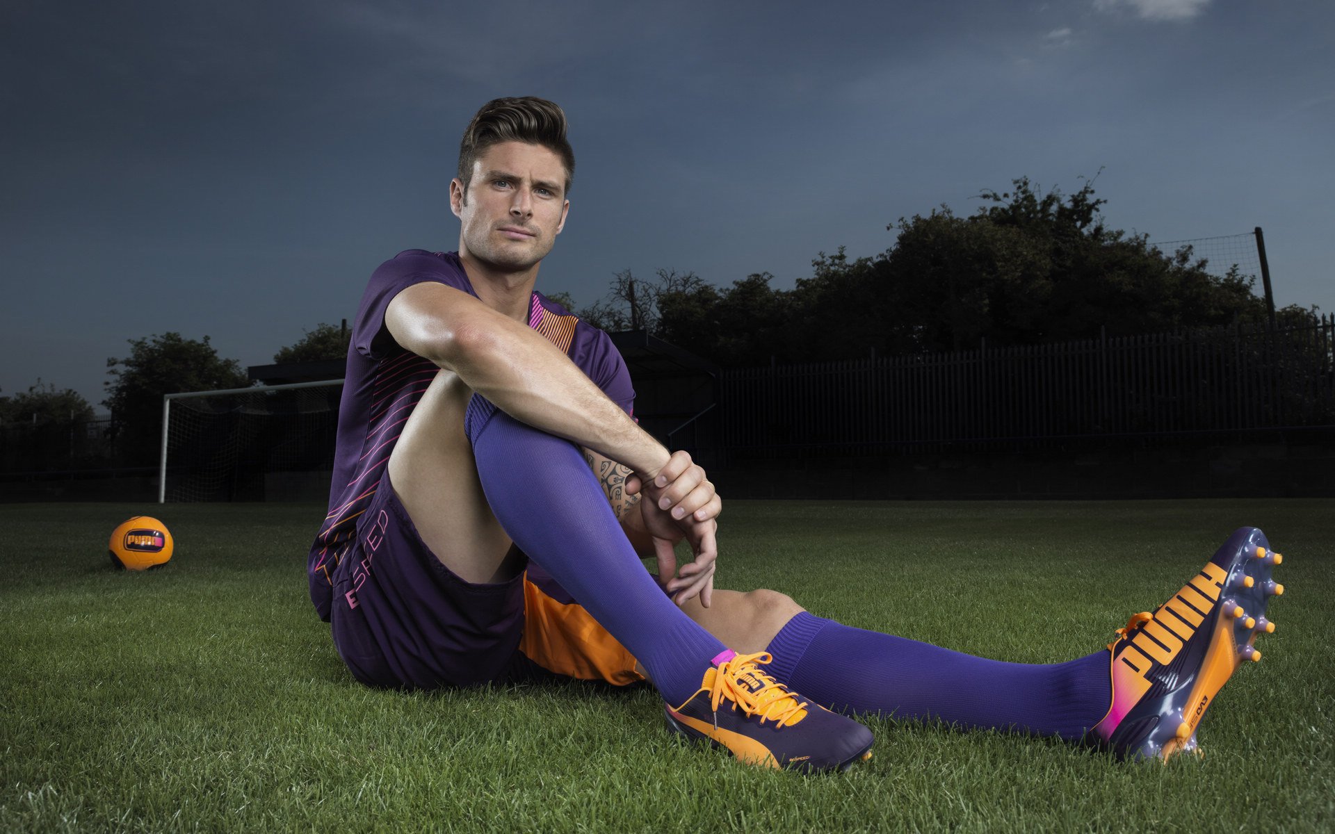 引擎的咆哮,周冠宇统治全场,阿斯顿马丁鏖战法拉利